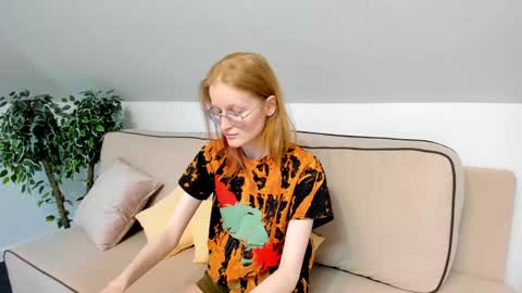 Elizabeth online show from February 11, 8:05 am