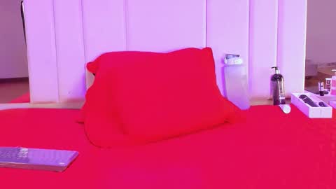    online show from November 29, 7:12 am