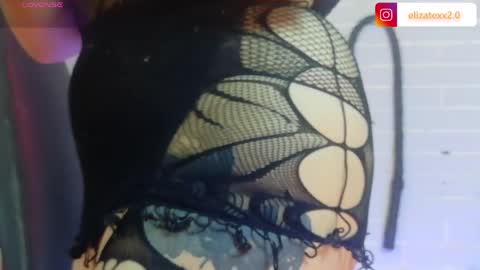   online show from April 8, 8:55 pm