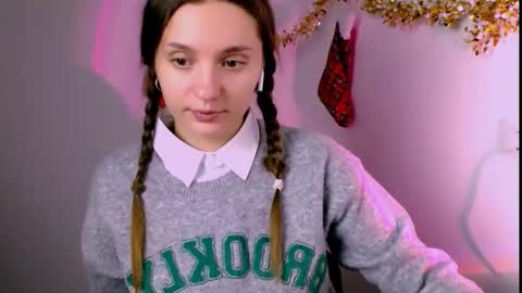 elizsun online show from December 4, 1:24 pm