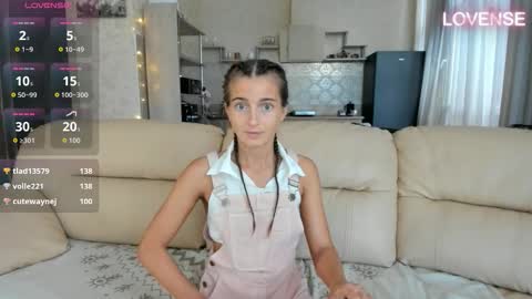 Eliz                               online show from September 8, 3:00 pm