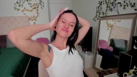 ELLA online show from March 1, 8:58 am