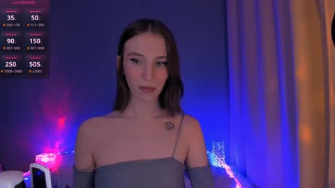 Snapshot of ellaamber chatting on December 17, 9:05 pm ellaamber online show from December 17, 9:05 pm