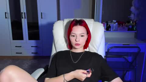 Snapshot of ellales chatting on September 30, 8:42 am ellales online show from September 30, 8:42 am