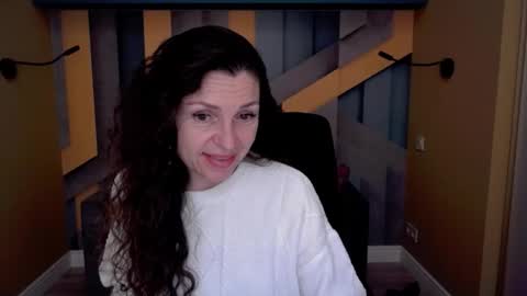 EllaLongs online show from January 6, 12:31 pm