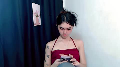 ELLA online show from November 18, 1:39 am