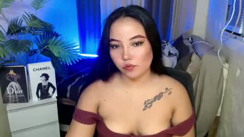 Ella online show from December 20, 2:48 am