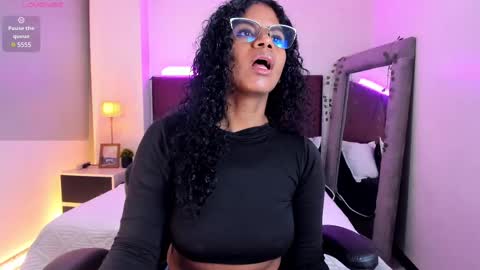  Ellie   online show from March 9, 3:05 pm