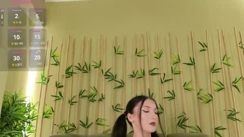 EllieJules online show from May 14, 4:18 am