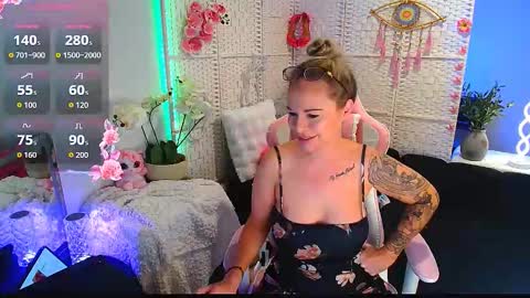 EllieKarr online show from November 15, 11:17 pm