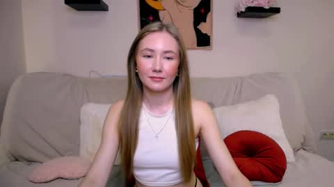 Elly online show from October 24, 3:24 am