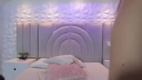 Ellye online show from July 16, 12:43 pm