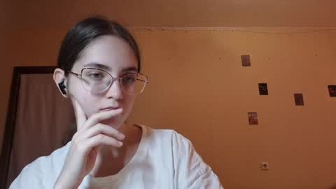 Kate online show from July 13, 1:34 pm