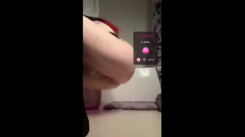 elohwelll online show from February 4, 7:33 am