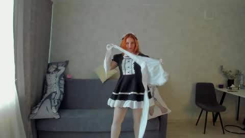 Elsa  online show from May 13, 3:34 am