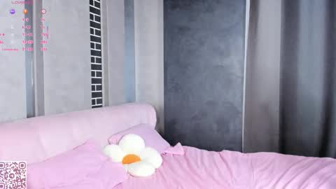 Snapshot of elvyrose chatting on October 10, 3:44 am Elvina online show from October 10, 3:44 am