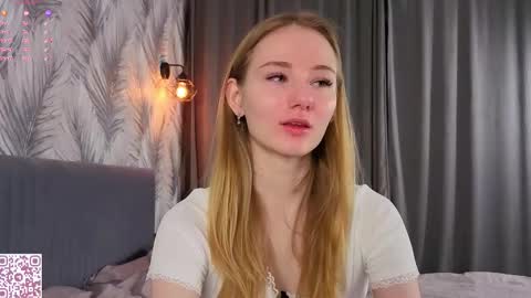 Elvina online show from February 2, 2:21 am