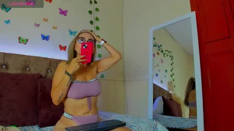 ema garcia  online show from October 22, 1:38 pm