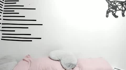 Ema Walker online show from April 16, 8:19 pm