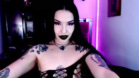 Emerald Black online show from July 21, 4:46 am