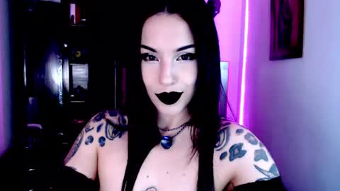 Emerald Black online show from July 24, 5:38 am