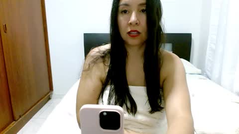 emely_sexx online show from February 18, 1:16 am