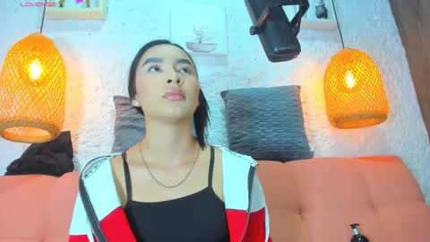 Emily online show from September 17, 12:14 pm