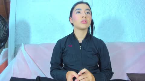 Emily online show from March 1, 12:01 pm