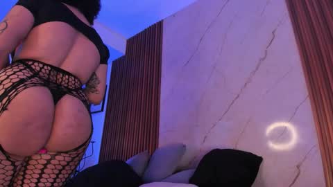   online show from December 21, 1:54 am