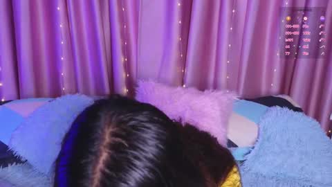 Snapshot of emiiscoot_1 chatting on September 18, 10:30 pm Emily online show from September 18, 10:30 pm