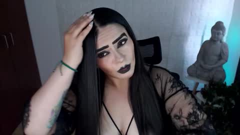 Snapshot of emili_evans_ chatting on October 20, 4:43 pm POWERFULL GODDESS EMILI online show from October 20, 4:43 pm