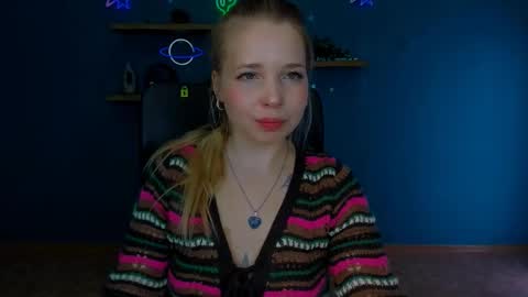 emilia_dark__ online show from March 1, 8:36 am