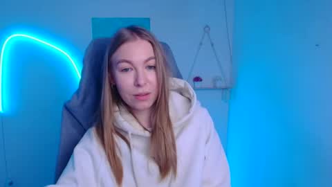 Emilia online show from January 9, 6:40 am