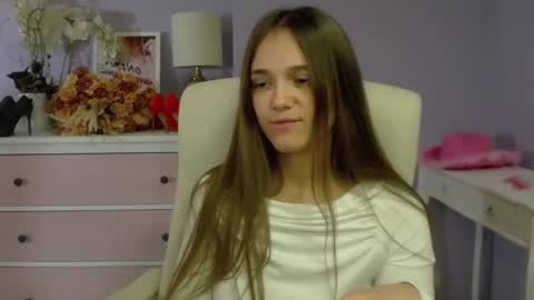 Emilly online show from February 6, 8:07 am