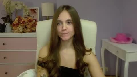 Emilly online show from January 30, 7:50 am