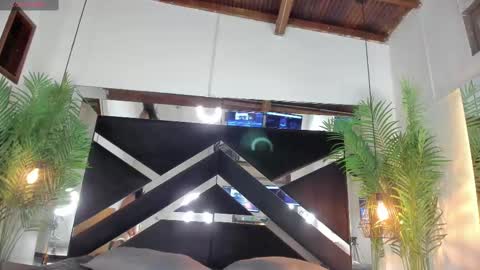 Emily  online show from March 3, 11:14 am