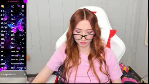 Snapshot of emily_cline chatting on October 21, 11:20 pm emily_cline online show from October 21, 11:20 pm