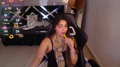 emily_cooper_t online show from March 2, 8:04 pm