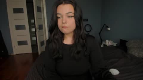 emily_ferra online show from June 25, 2:51 pm