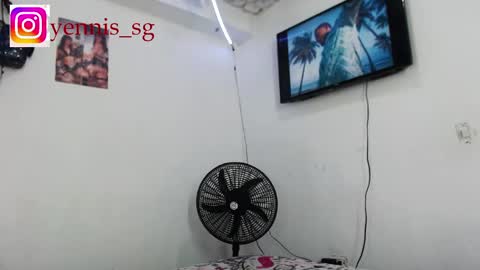 emily online show from May 1, 1:09 am