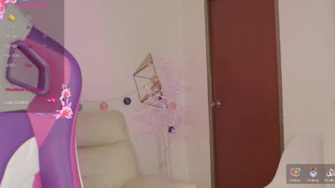 mily online show from February 15, 5:01 pm