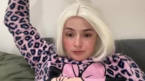 emily_morning_dew online show from November 7, 5:51 pm