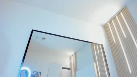 emily_nova_ online show from March 31, 1:00 pm