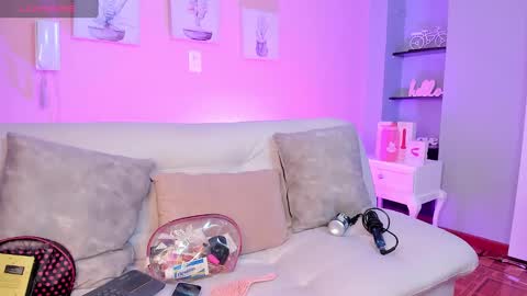 Emily  online show from January 6, 3:20 am