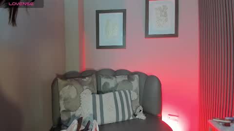 Emily  online show from September 30, 1:28 pm