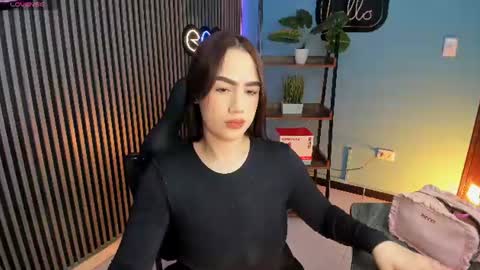 Emily  online show from July 9, 12:40 pm