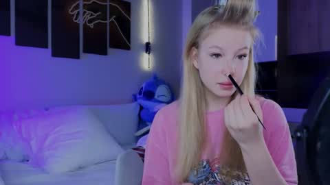 emily shepard online show from April 2, 1:36 am