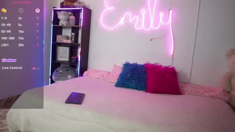 emily_smitt online show from February 4, 11:16 pm
