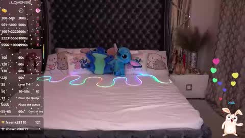 Snapshot of emilycandys chatting on September 16, 7:38 am Emy online show from September 16, 7:38 am