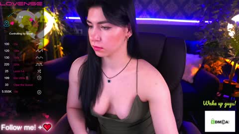 Snapshot of emilycandys chatting on January 9, 6:48 am Emy online show from January 9, 6:48 am